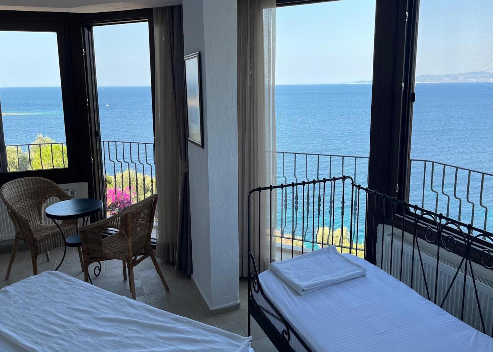 Nergis Hotel Karaburun  Exteriör bild
