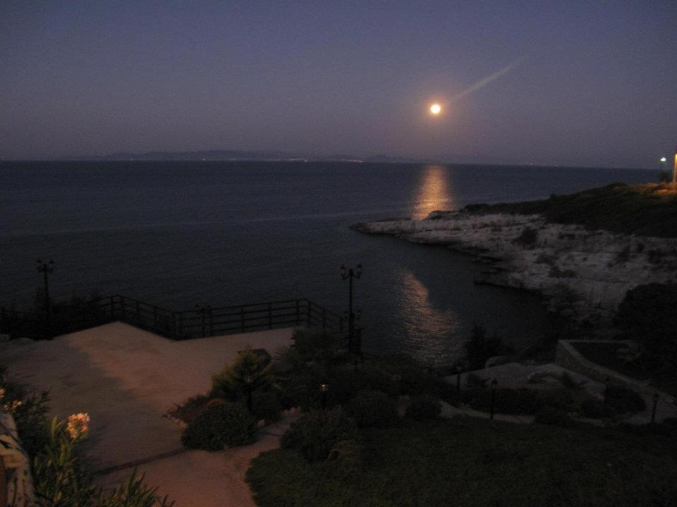 Nergis Hotel Karaburun  Exteriör bild