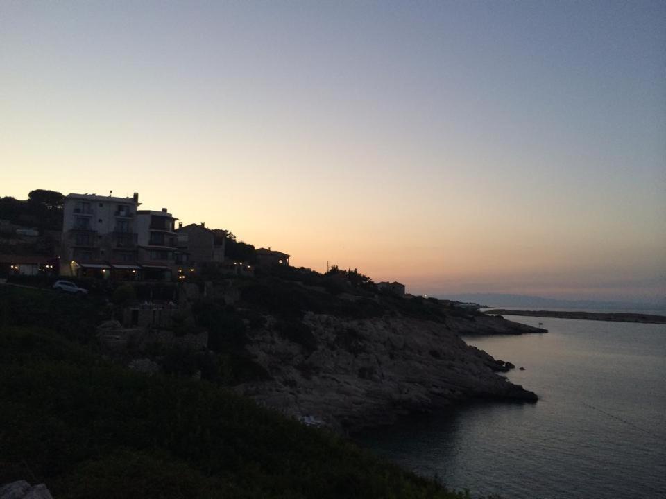 Nergis Hotel Karaburun  Exteriör bild