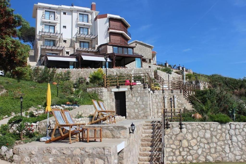 Nergis Hotel Karaburun  Exteriör bild
