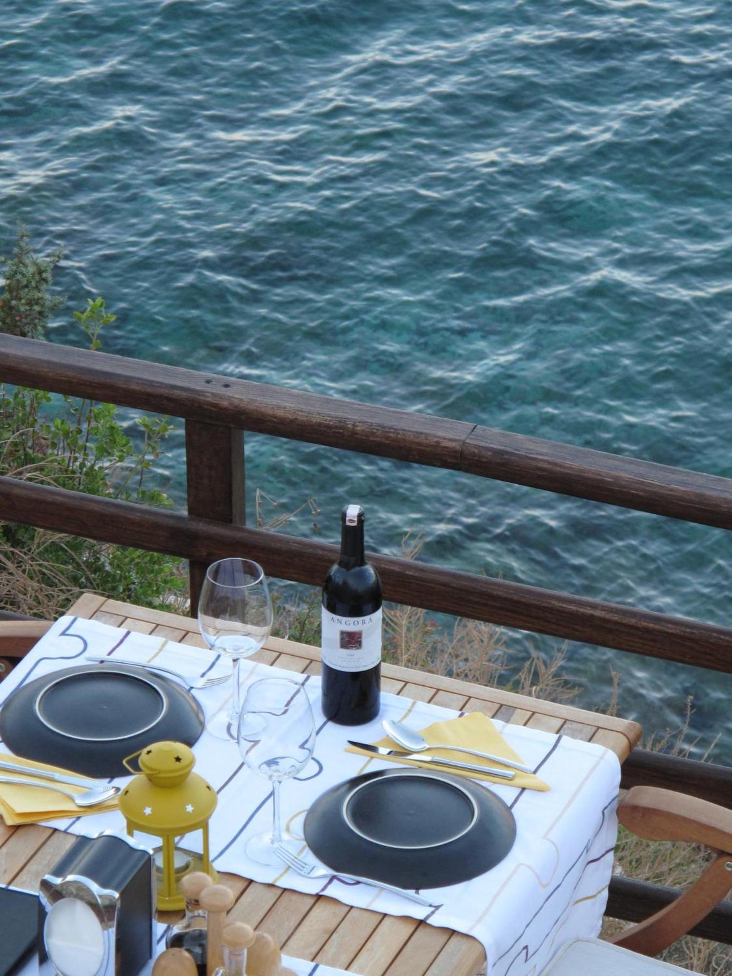 Nergis Hotel Karaburun  Exteriör bild